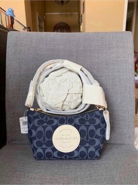 Coach Dempsey Signature Jacquard Shoulder Bag C2825 7×5×3.75in New